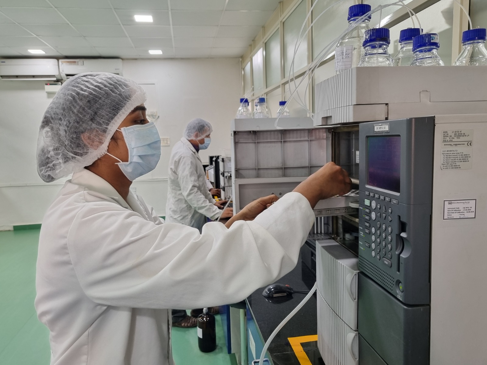 Analytical Instrument 7